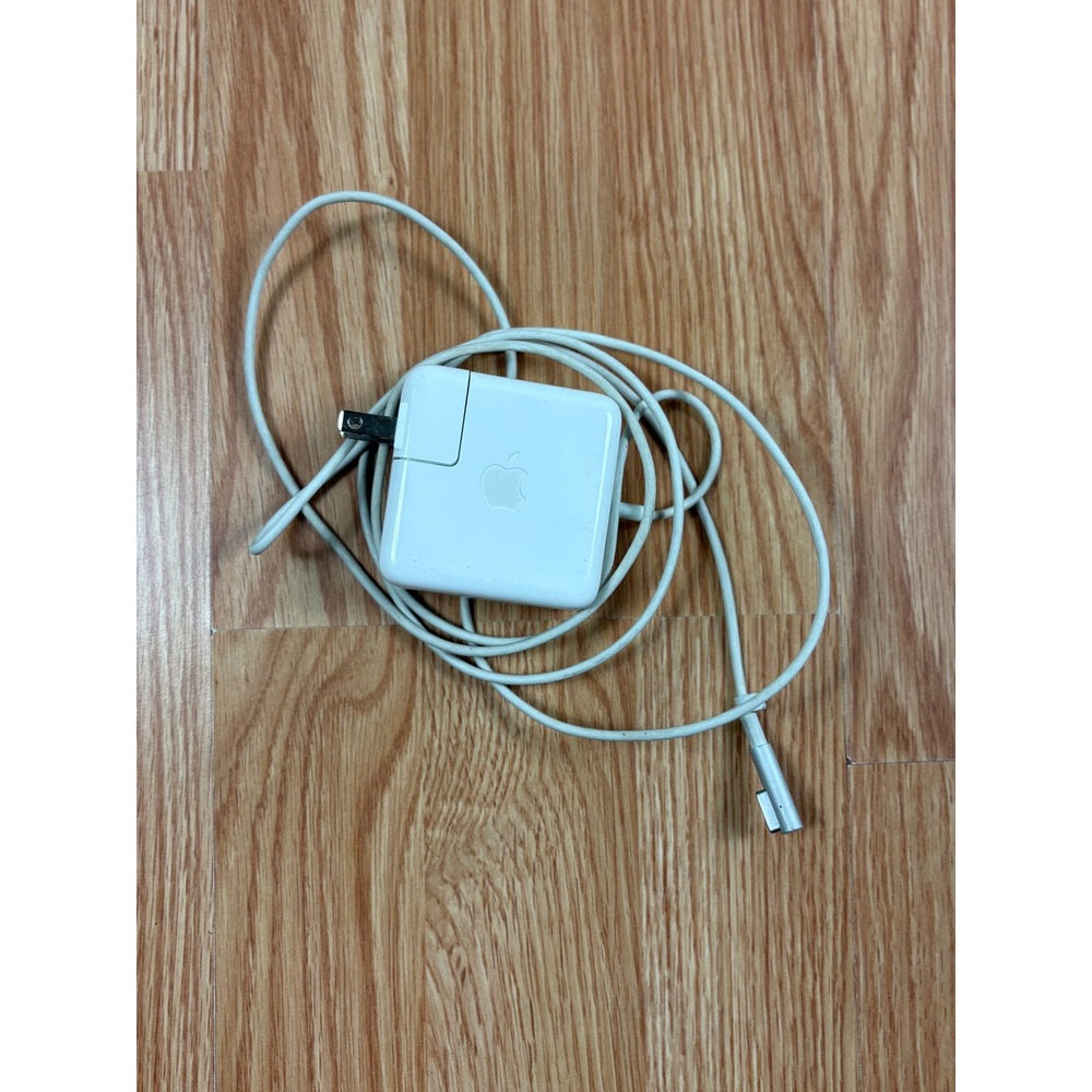 Apple 45W MagSafe Power Adapter MacBook Air Charger White PA-1450-7 14.5V 3.1A